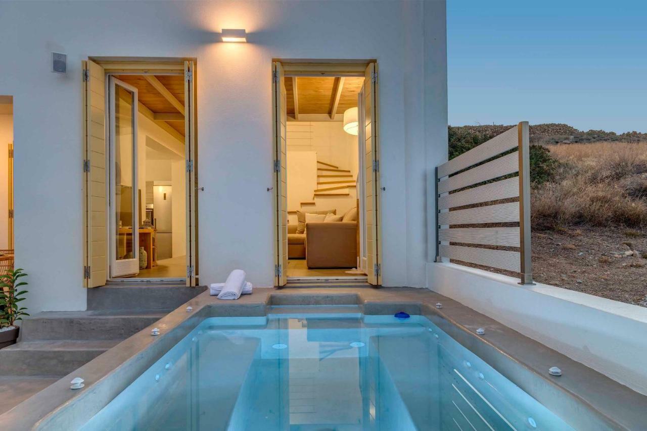 Villa Alba In Syros With Private Jacuzzi Азолімнос Екстер'єр фото