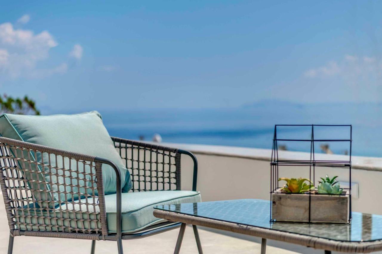 Villa Alba In Syros With Private Jacuzzi Азолімнос Екстер'єр фото